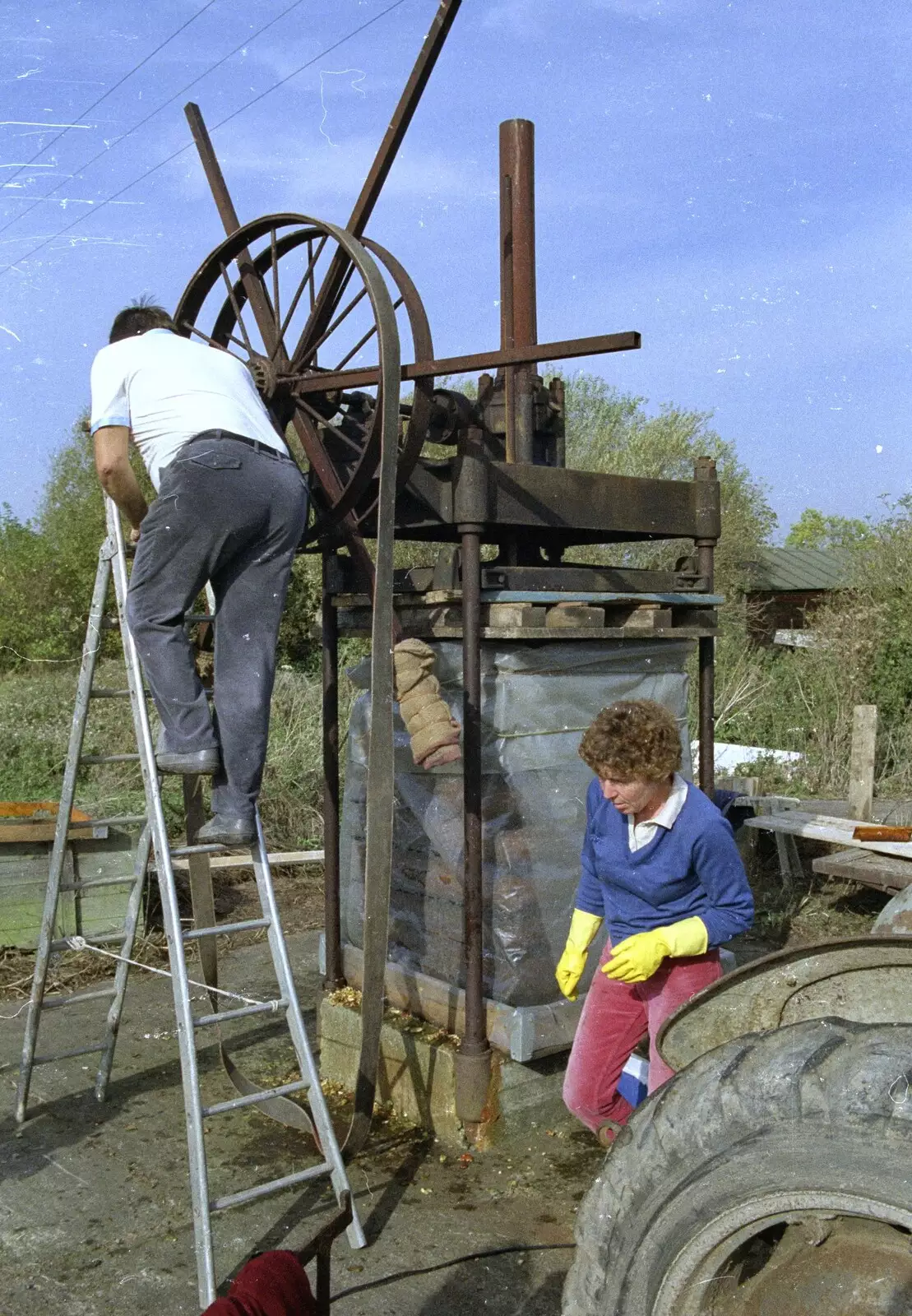 Winnie is connected up to the press, from The Annual Cider Making Event, Stuston, Suffolk - 11th October 1990