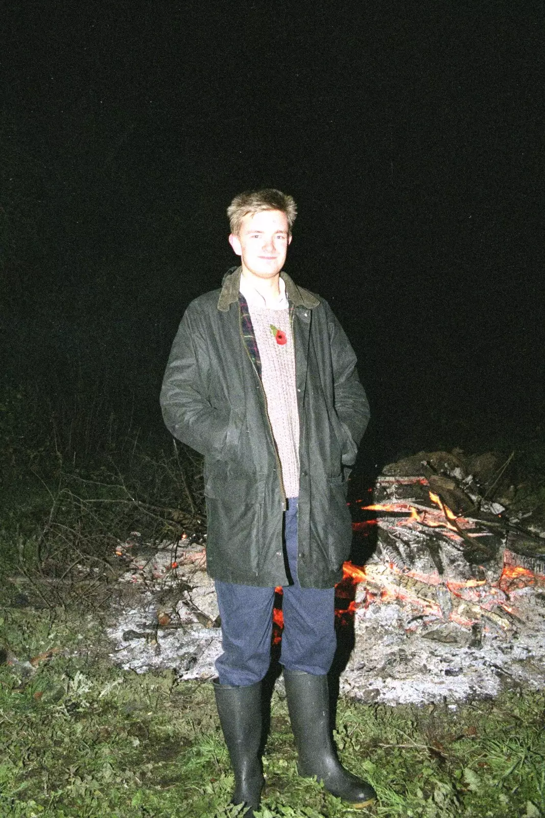 Nosher stands around, from Bonfire Night, Stuston, Suffolk - 5th November 1990