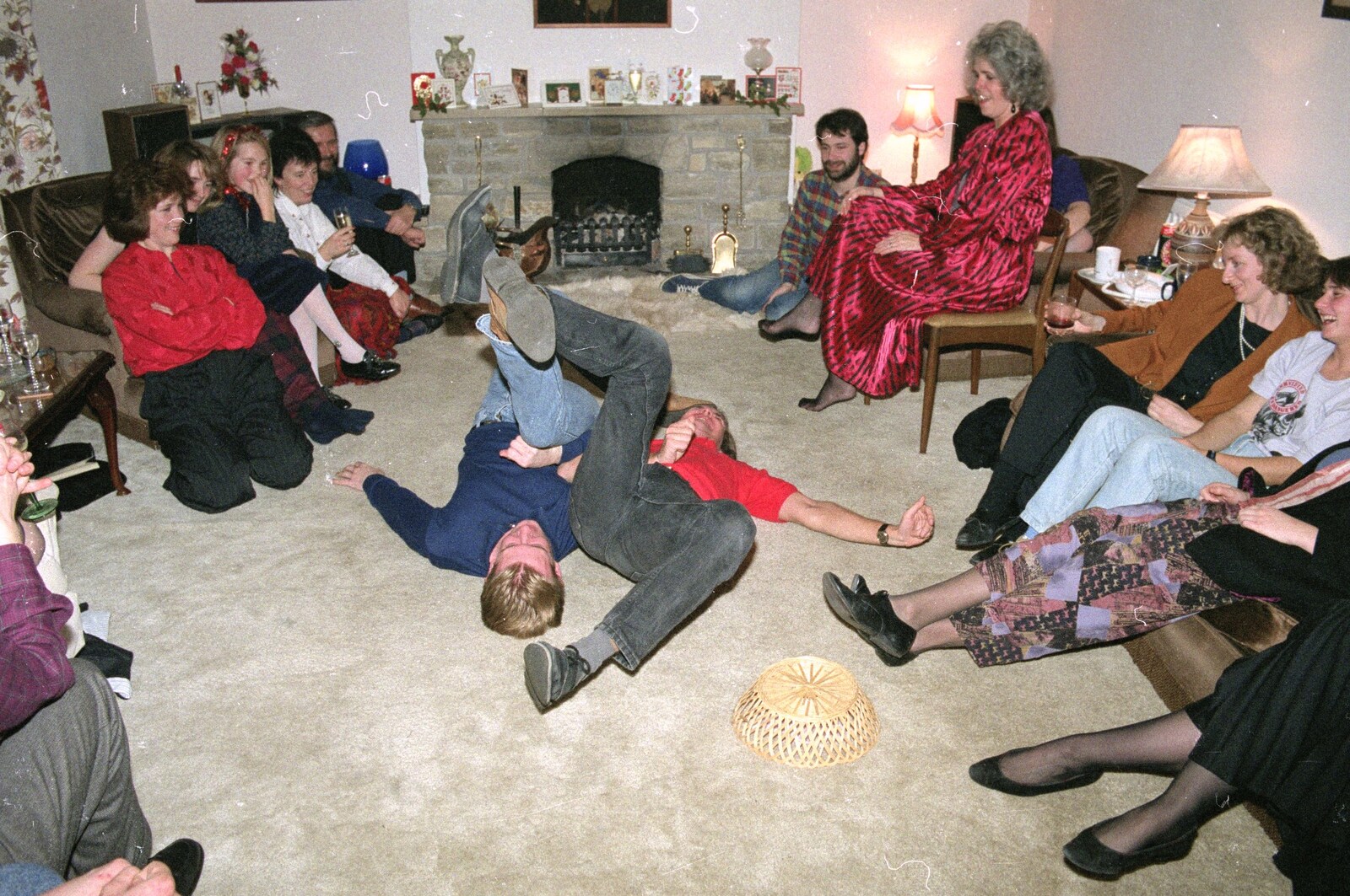 More leg wrestling from New Year's Eve at Phil's, Hordle, Hampshire - 31st December 1990