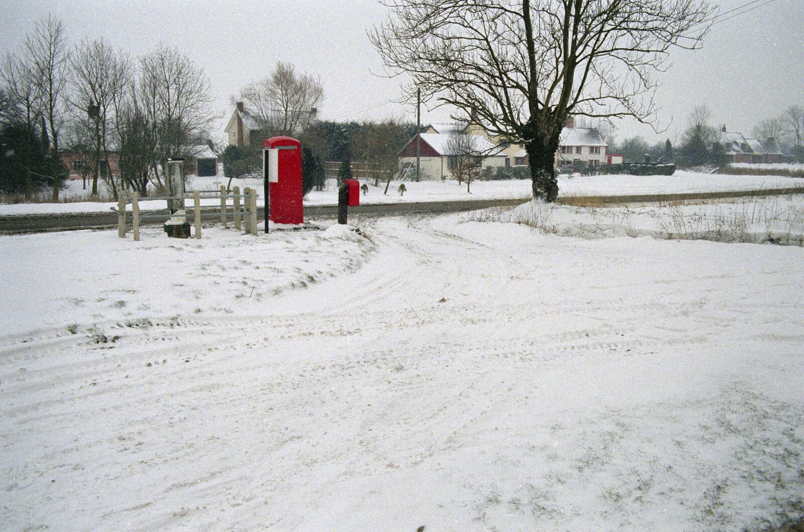 Stuston's red K6 phone box in the snow from Sledging on the Common and Some Music, Stuston, Suffolk - 5th February 1991