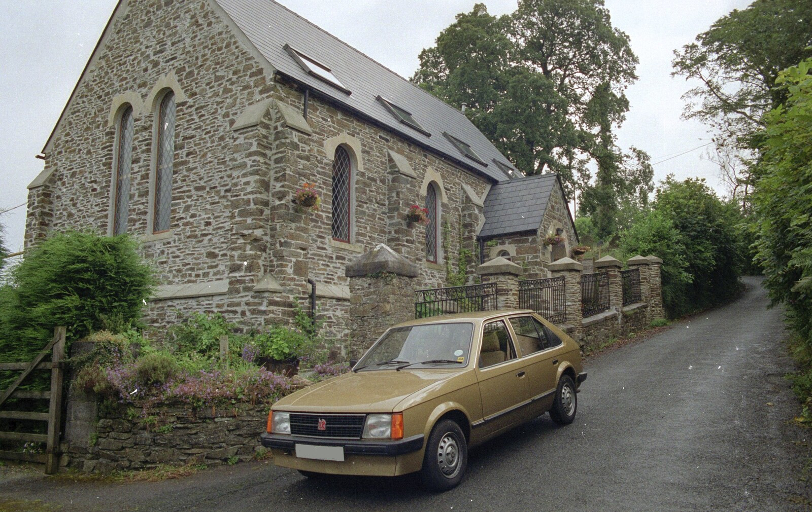 Nosher's beloved Mark 1 Astra outside The Chapel from Plymouth and The Chapel, Hoo Meavy, Devon - 25th July 1991
