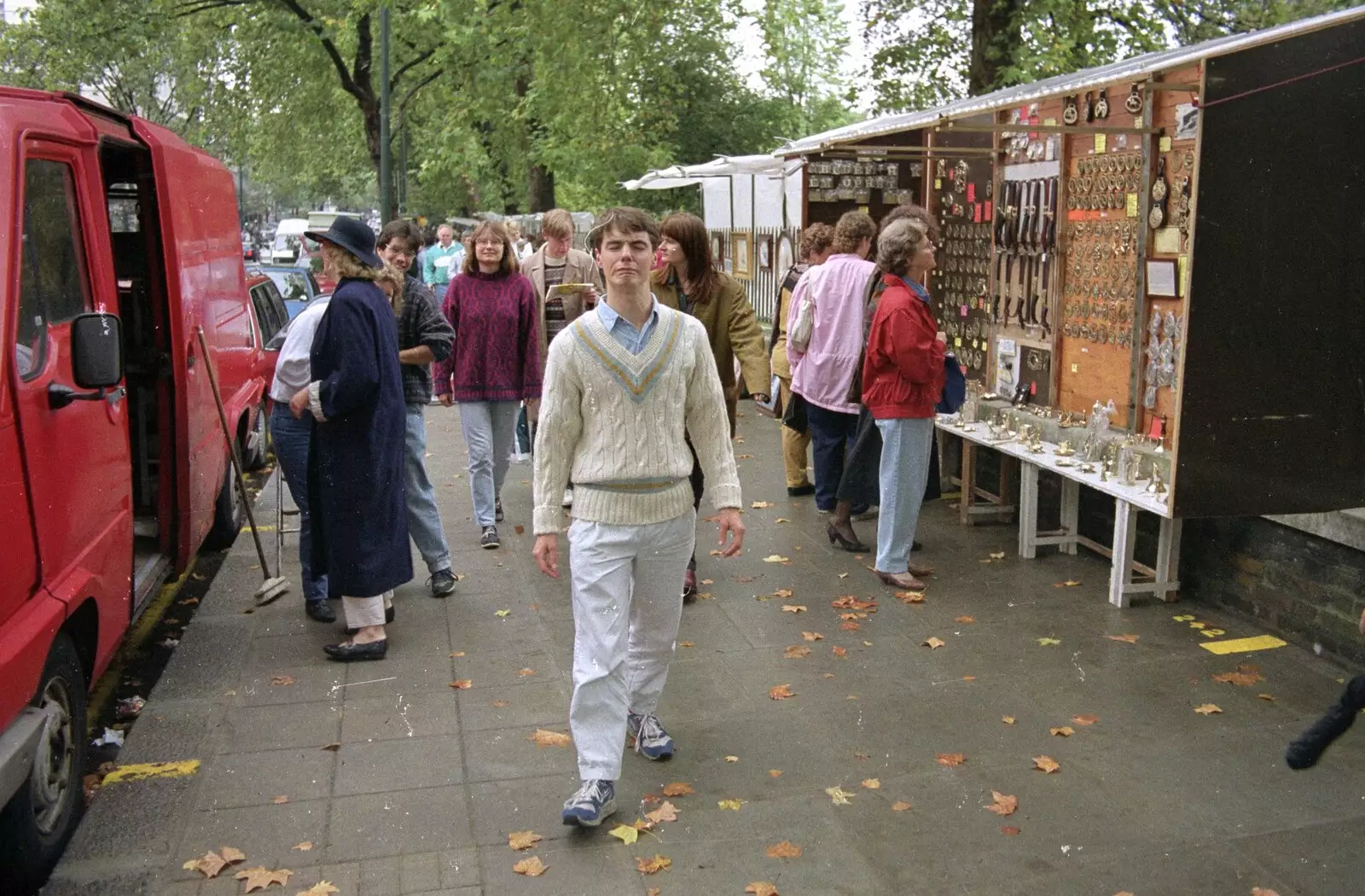 Bayswater Road Sunday street market, from Nigel's Party and Hyde Park, Lancaster Gate, London - 16th October 1991