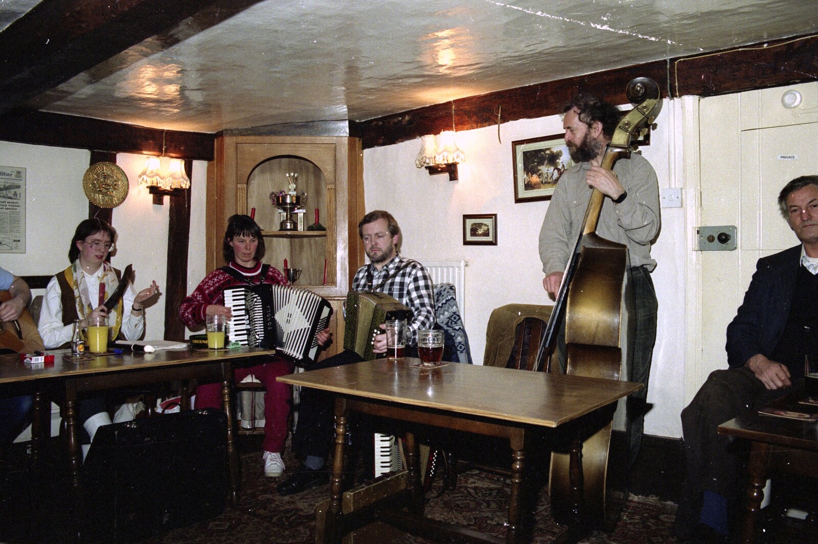 The double bass only just fits from A Ceilidh and a Walk Across the Common, Stuston - 26th February 1992