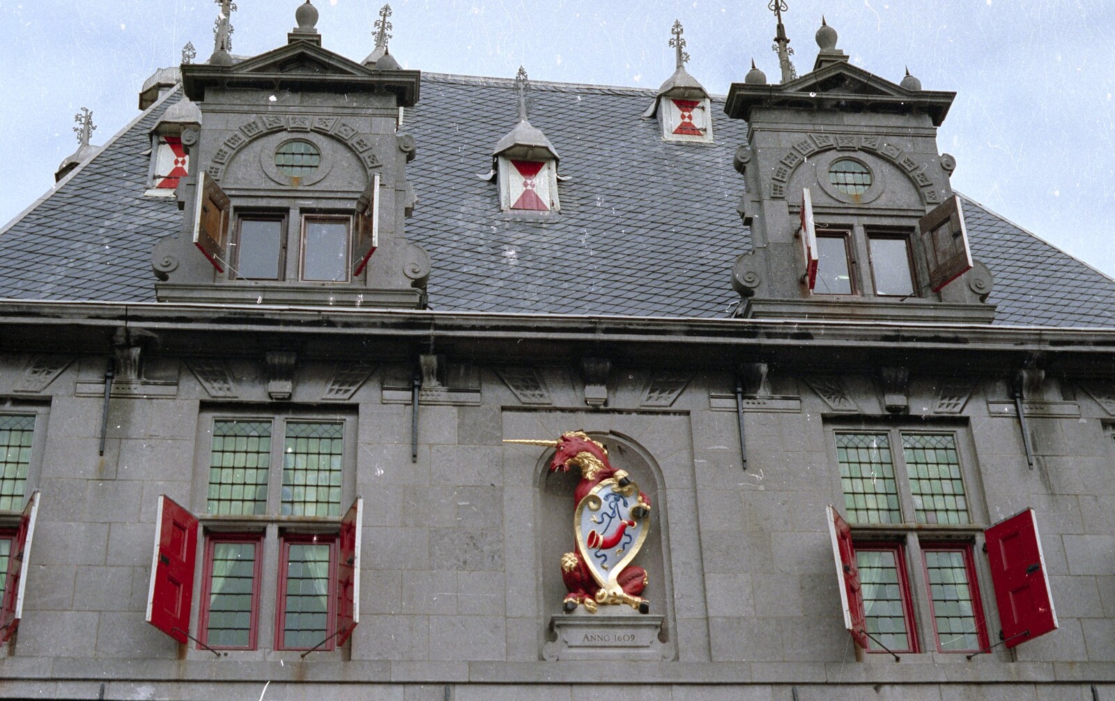 Out and About in Amsterdam, Hoorne, Vollendam and Edam, The Netherlands - 26th March 1992: Some sort of civic building