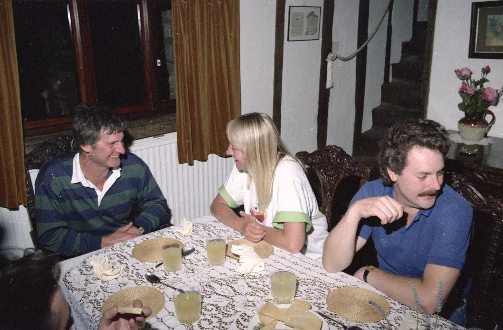 Geoff chats to Sue, from Another Trip to Plymouth and Harbertonford, Devon - 16th August 1992