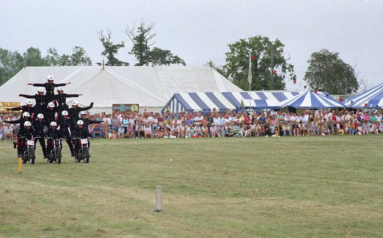 Formation motorbike riding, from The Eye Show and a Trip to Halifax, Suffolk and South Yorkshire - 28th August 1992