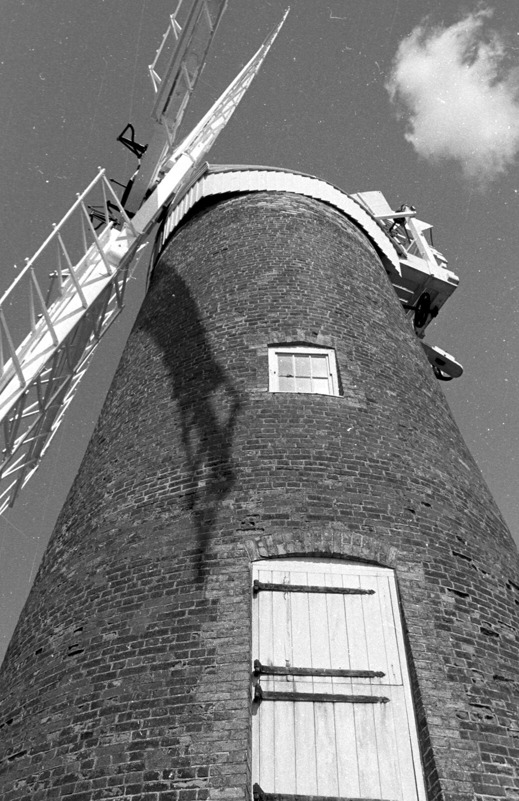 A Black and White Life in Concrete, Stuston, Suffolk - 3rd September 1992: A fluffy cloud