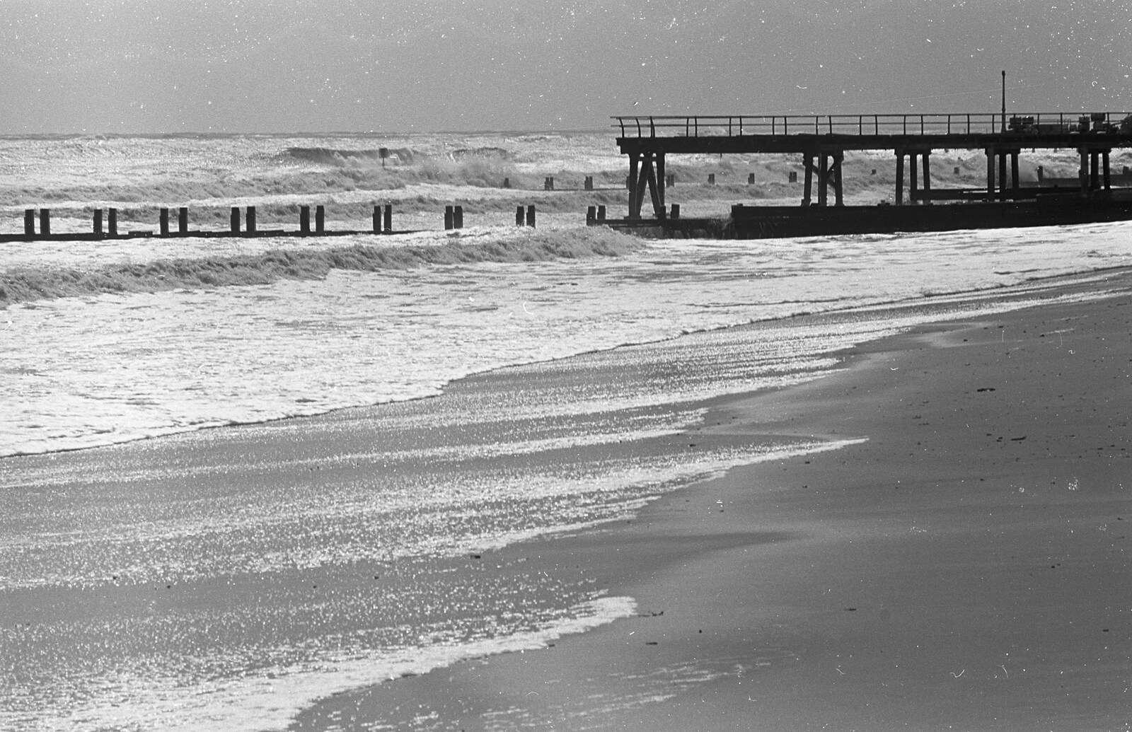 Blackshore Quay in Black and White, Southwold and Sizewell, Suffolk - 16th September 1992: The derelict Southwold pier's jetty just stops