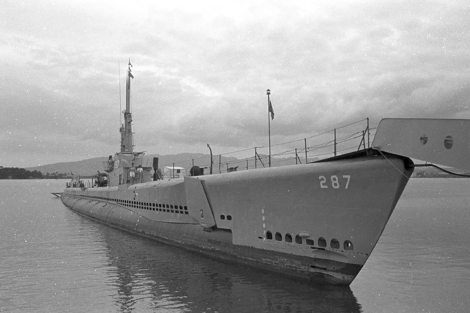 The USS Bowfin in Pearl Harbor, from A 747 Cockpit, Honolulu and Pearl Harbor, O'ahu, Hawai'i, United States - 20th November 1992