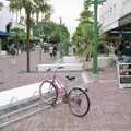 A lone bike in Napier, A Road-trip Through Rotorua to Palmerston, North Island, New Zealand - 27th November 1992