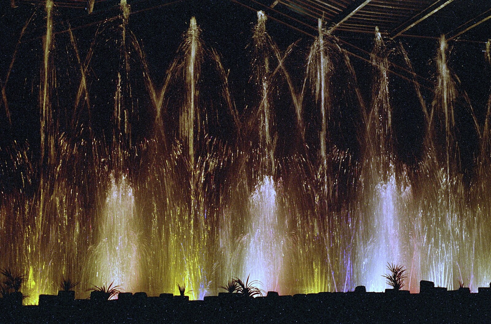 Dancing fountains from A Road-trip Through Rotorua to Palmerston, North Island, New Zealand - 27th November 1992