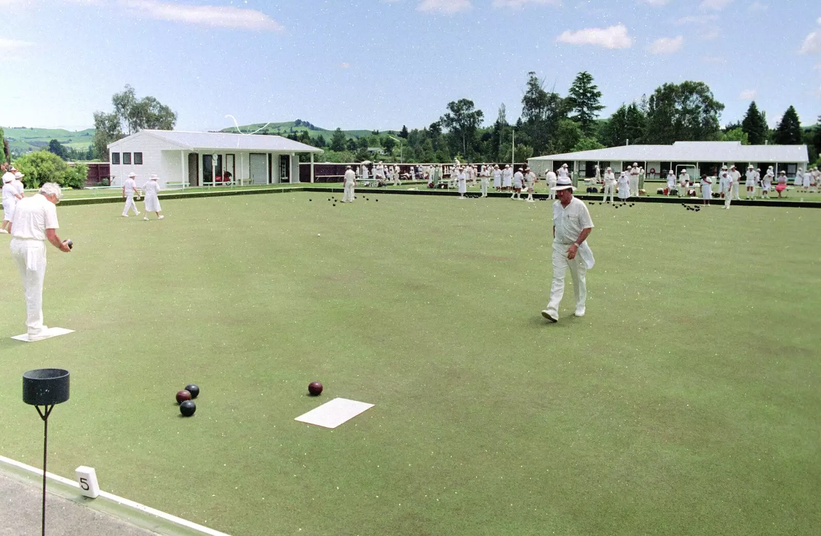 Lake Taupo bowling action, from A Road-trip Through Rotorua to Palmerston, North Island, New Zealand - 27th November 1992