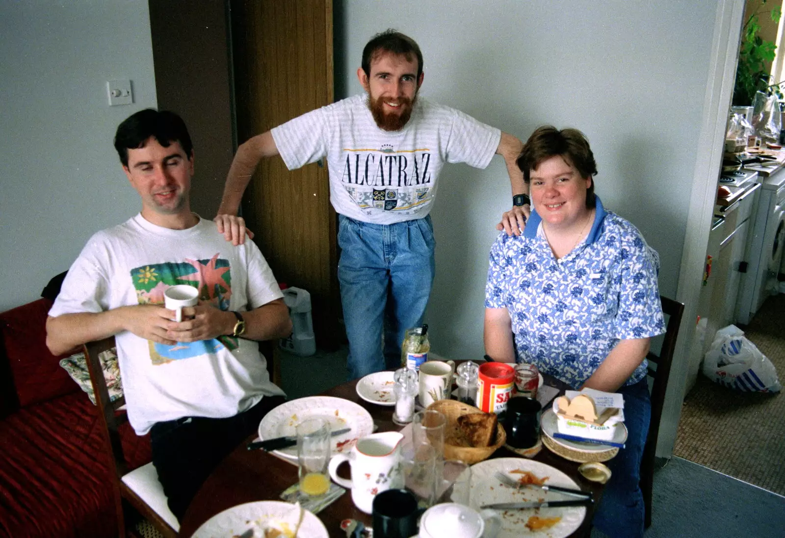 The gang after breakfast, before we head off, from A Trip to Mutton Cove, Plymouth, Devon - 15th May 1993