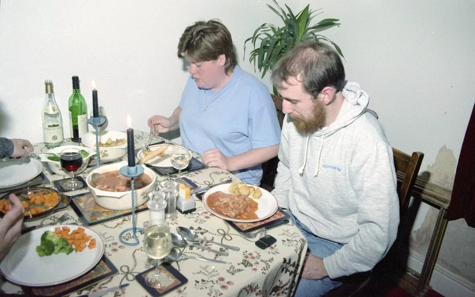 Time for dinner at Kate's, from A Trip to Mutton Cove, Plymouth, Devon - 15th May 1993