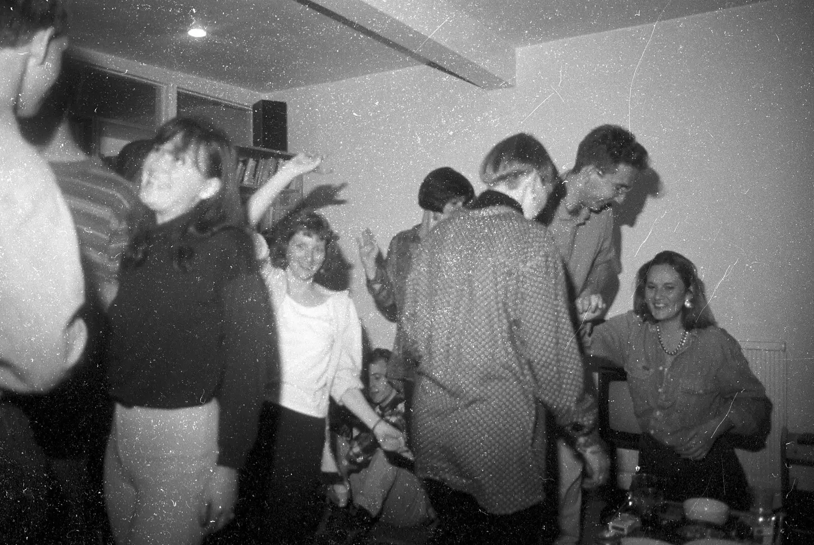 More dancing, from London Party and a Trip to Mother's, Hoo Meavy, Devon - 5th August 1993