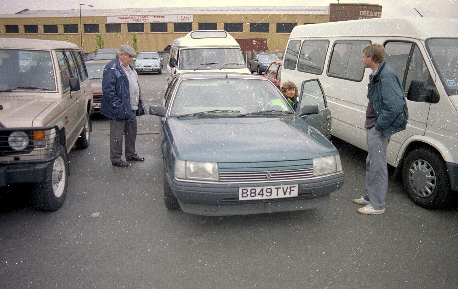 Sarah gets out of Kenny's car at Wembley from Diss Town and the F.A. Vase Final, Diss and Wembley, Norfolk and London - 15th May 1994