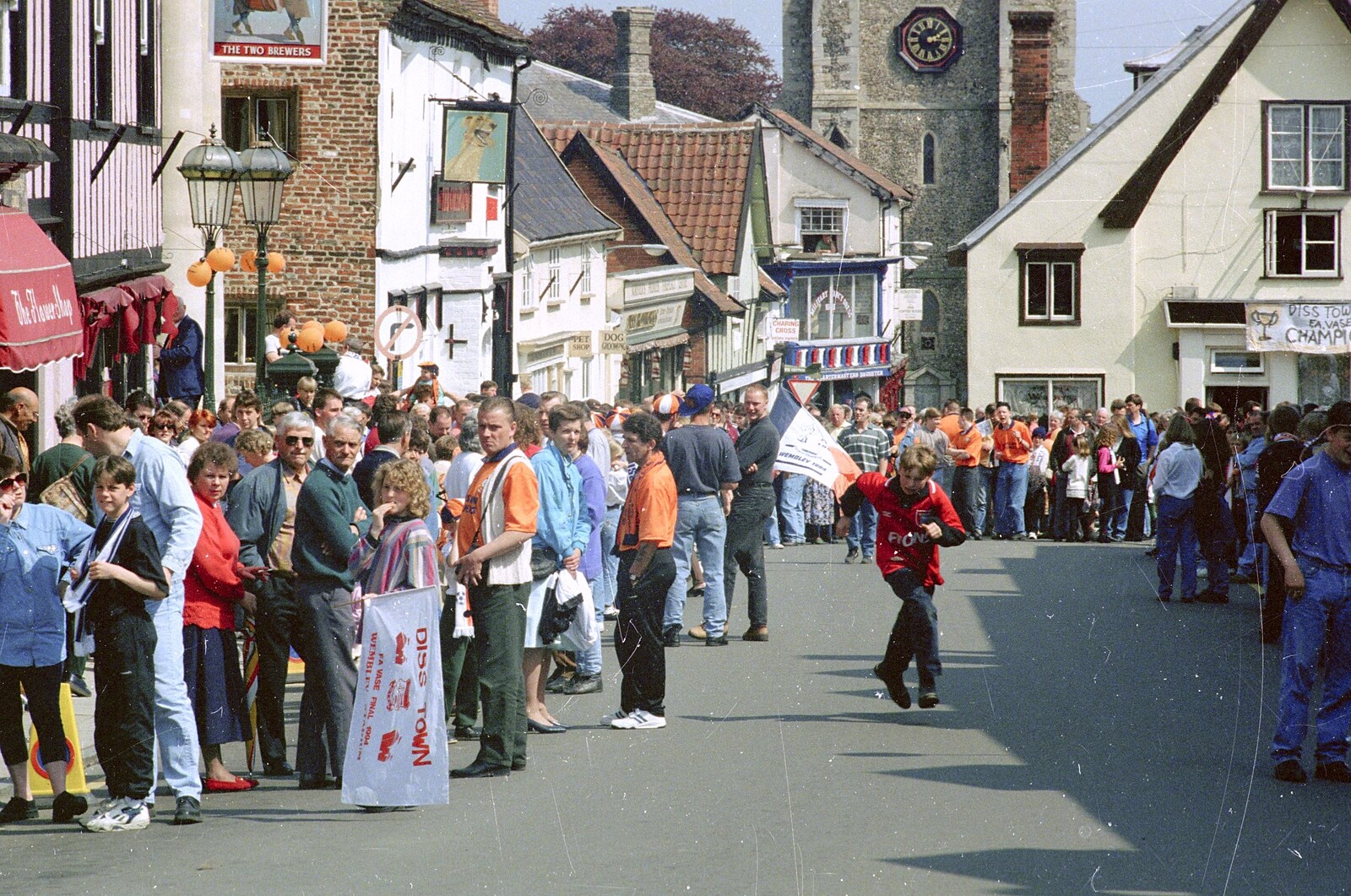 Looking down St. Nicholas Street from Diss Town and the F.A. Vase Final, Diss and Wembley, Norfolk and London - 15th May 1994
