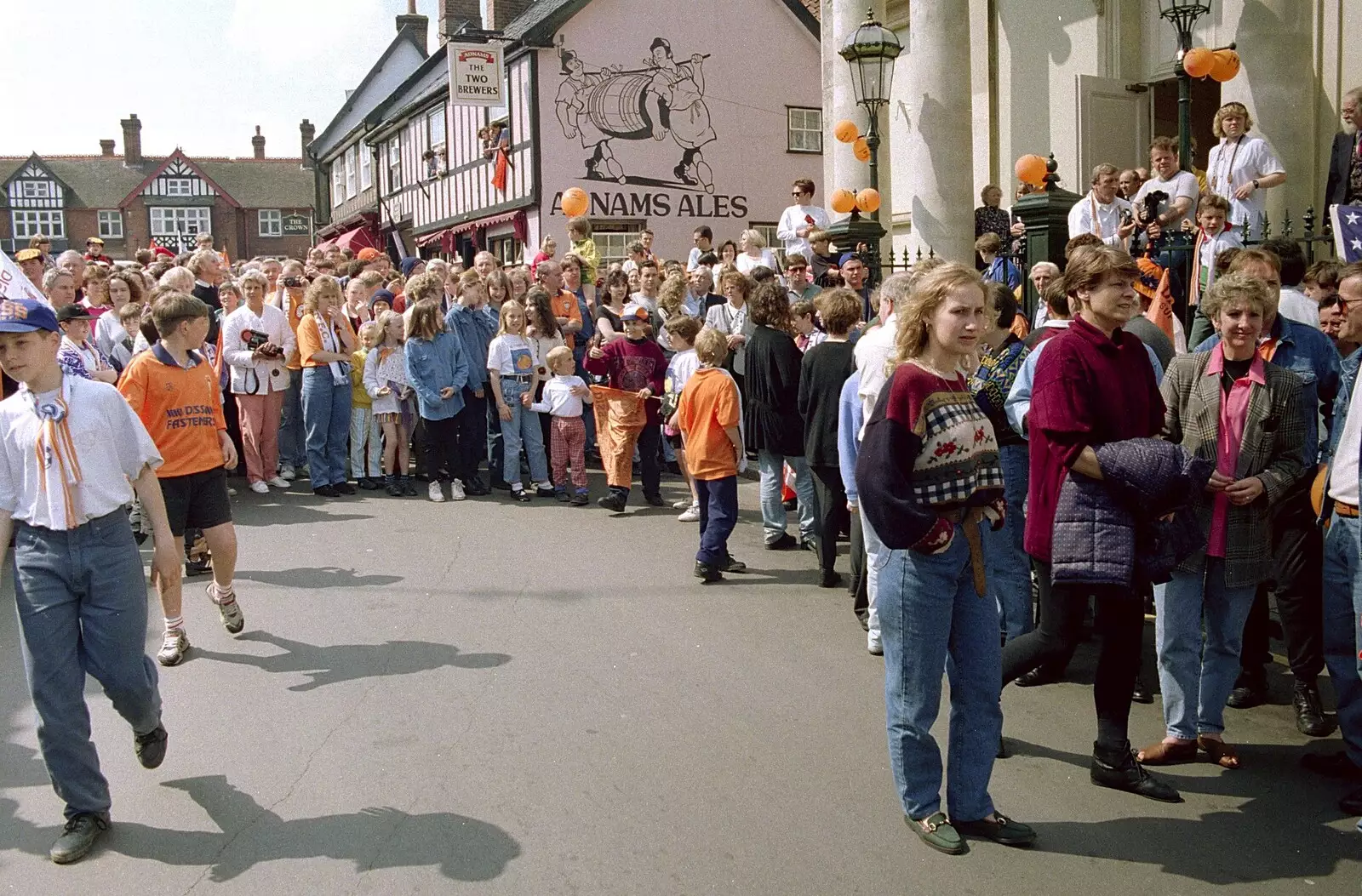 More milling around, from Diss Town and the F.A. Vase Final, Diss and Wembley, Norfolk and London - 15th May 1994