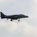 A Harrier does manoeuvers, The Mildenhall Air Fete, Mildenhall, Suffolk - 29th May 1994