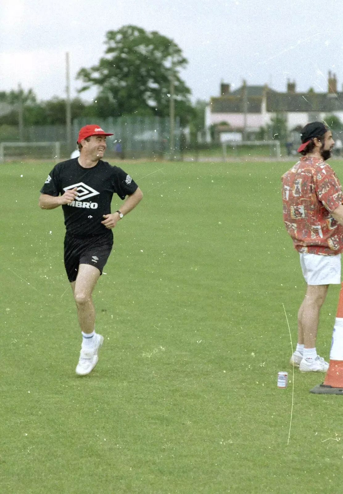 Running about, from Clays Softball and Printec Reunion, Ditchingham and Stoke Ash, Suffolk - 2nd June 1994