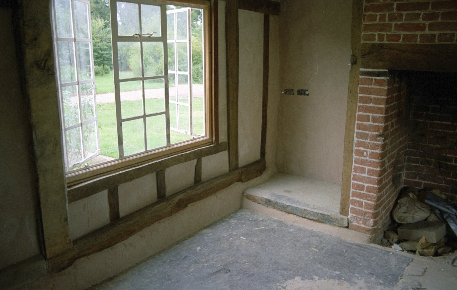 Nosher's finished plastering the lounge from Tone's Wedding, Mundford, Norfolk - 27th August 1994