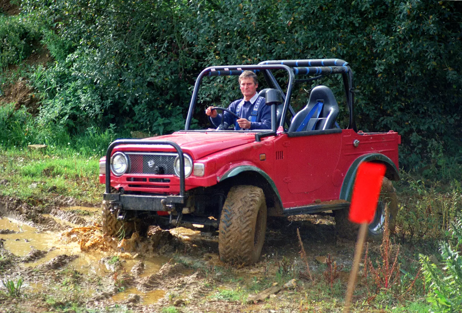 Geoff drives around, from Off-Roading With Geoff and Brenda, Suffolk - 10th October 1994