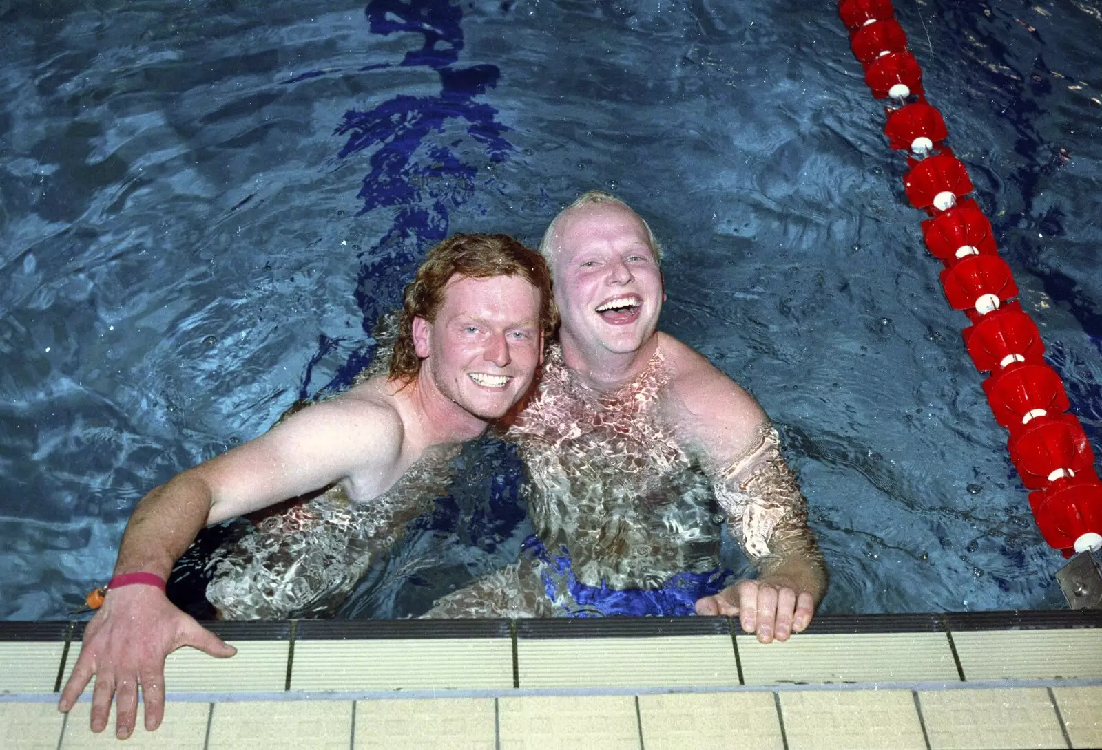 Wavy and Tim Amps have a moment, from The Swan does the BHF Sponsored Swim, Diss Pool, Norfolk - 3rd October 1994