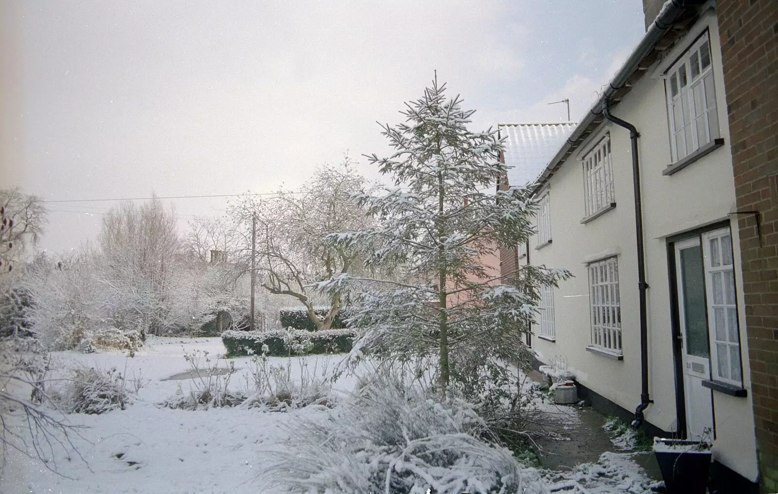 There's a bit of snow around, from New Year's Eve at the Swan Inn, Brome, Suffolk - 31st December 1994