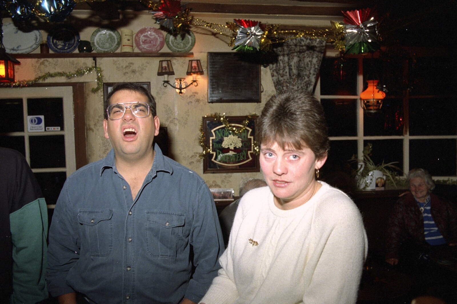Roger Chapman pulls a bit of a face from New Year's Eve at the Swan Inn, Brome, Suffolk - 31st December 1994