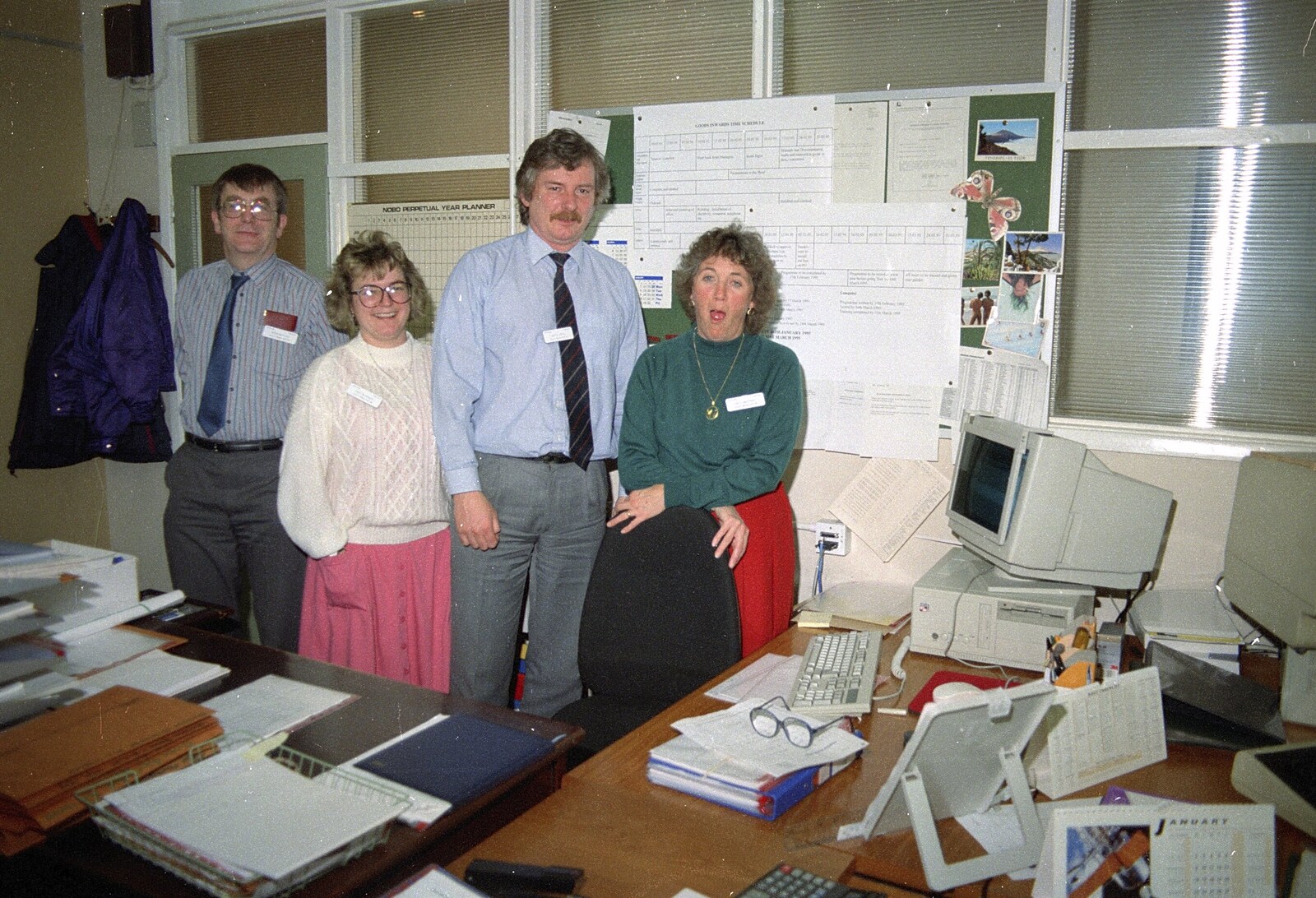 Last Day at Clays and a Night Round Hamish's, Bungay and Walkford - 20th January 1995: Pete Butcher, ?, Martin 'Pru' Potts and Sally, plus the back of an actual DEC PDP-11 terminal (on the far right)