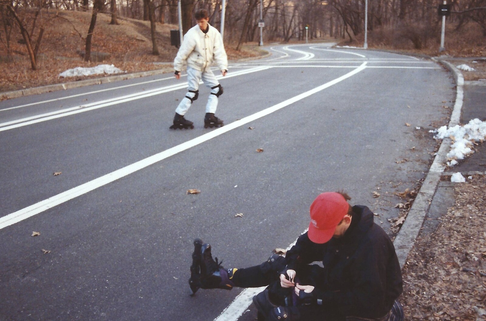 A Trip to New York, New York, USA - 11th March 1995: Phil makes some adjustments and Sean poses around
