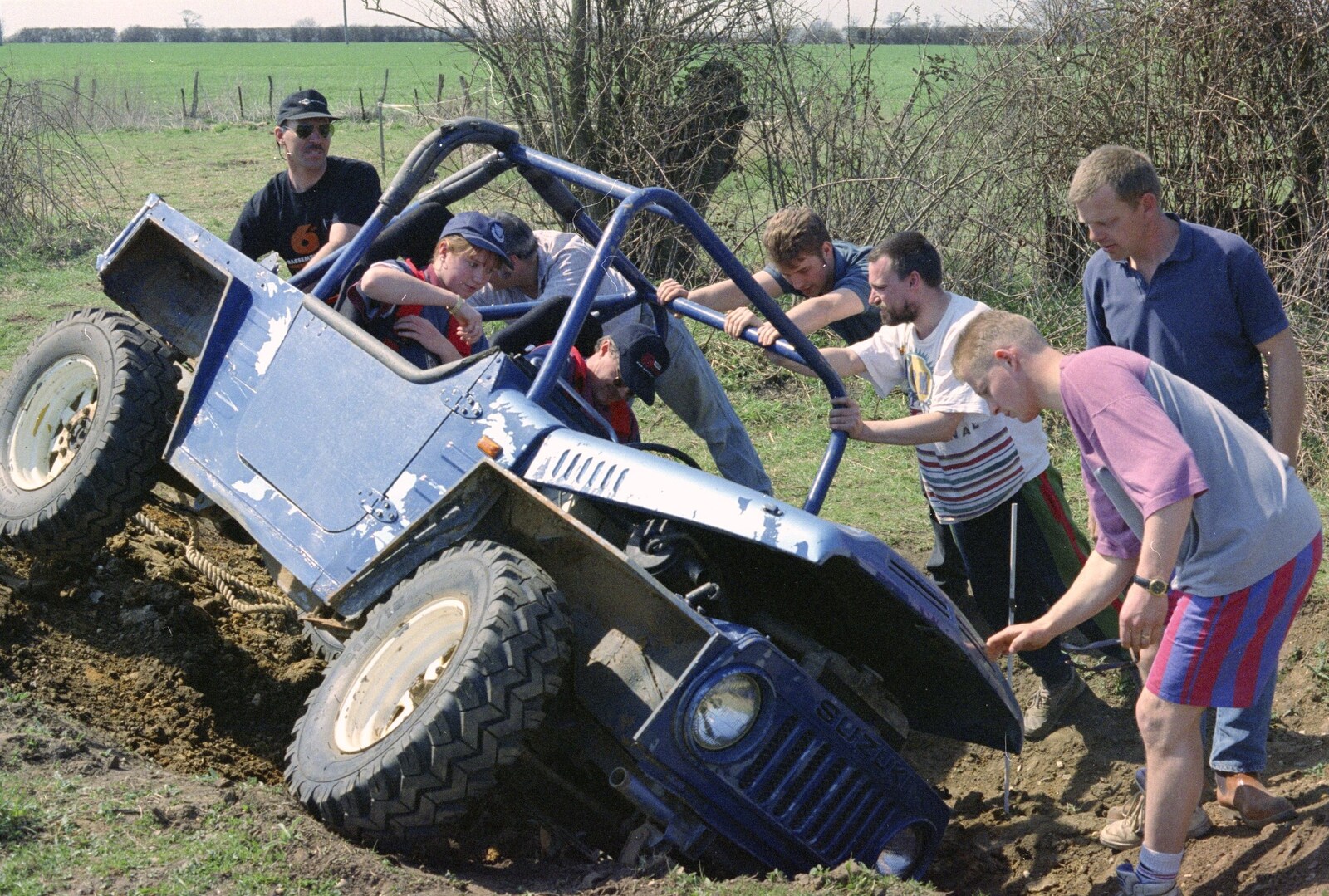 The Jeep is properly stuck in a hole from Lunch and Dinner at Mad Sue's, Stuston, Suffolk - 30th March 1995