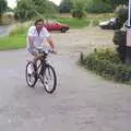 Alan pulls in to the car park of the Finningham White Horse, The First-Ever BSCC Sponsored Ride, Suffolk - 2nd June 1995