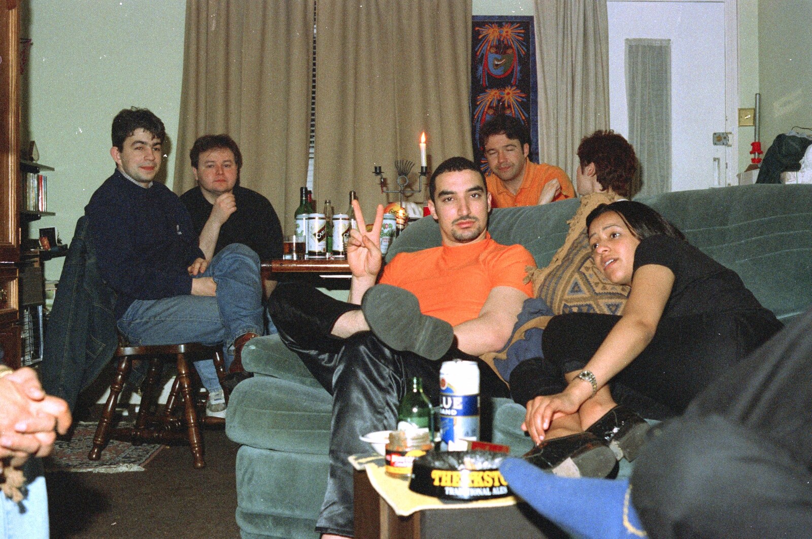 A CISU Party Round Trev's House, Cavendish Street, Ipswich - 17th May 1997: Orhan gives the victory/peace sign