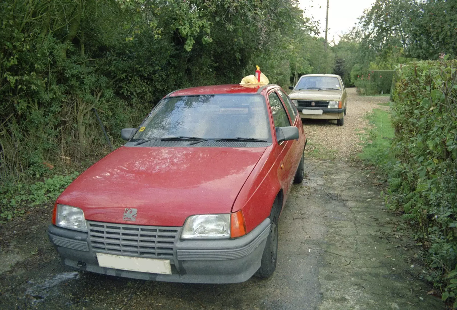 Nosher buys a replacement Astra, from Bromestock 1 and a Mortlock Barbeque, Brome and Thrandeston, Suffolk - 24th June 1997