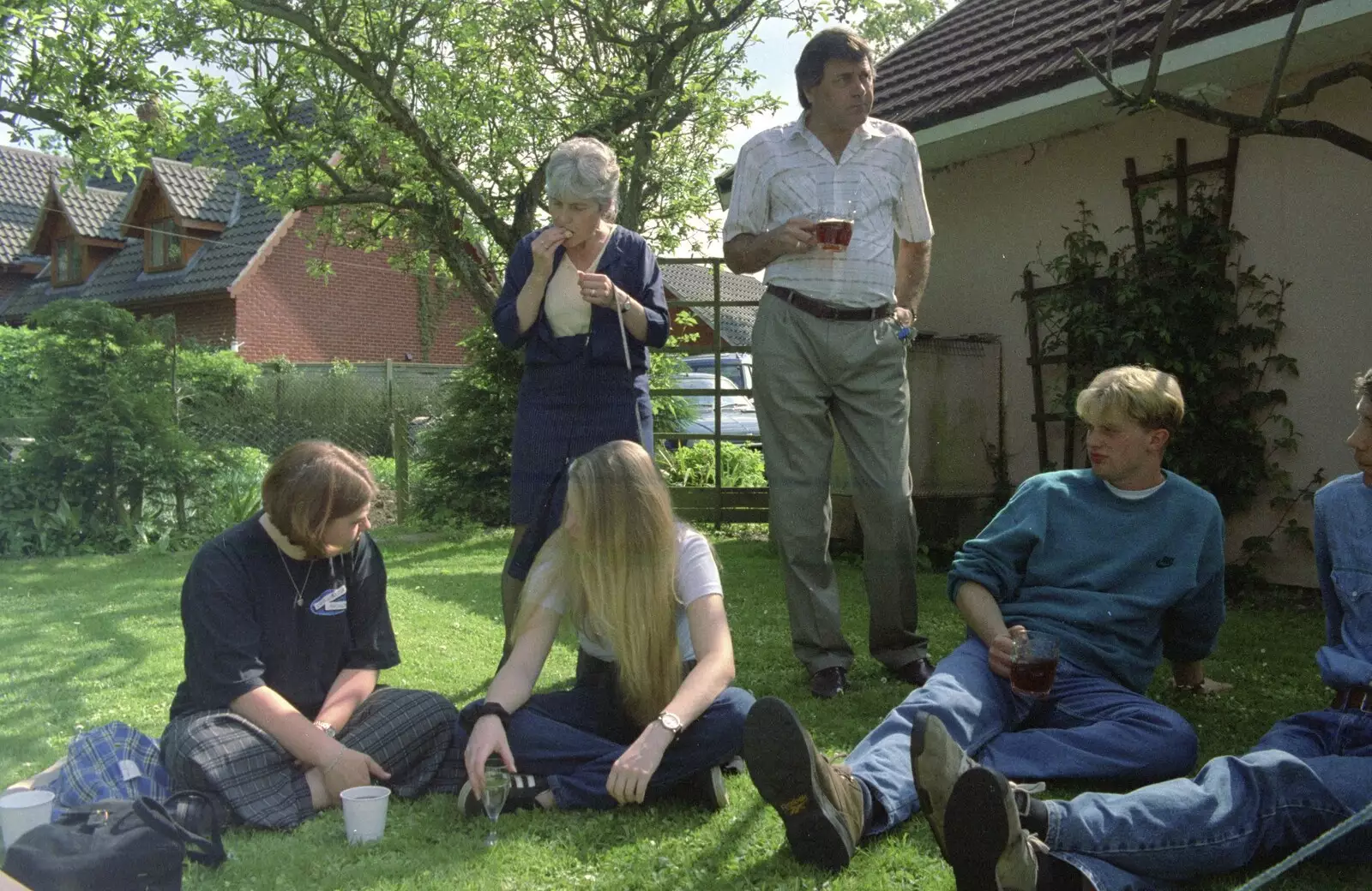 More beer in the garden, from The Brome Swan at Keith's 50th, Thrandeston, Suffolk  - June 2nd 1998