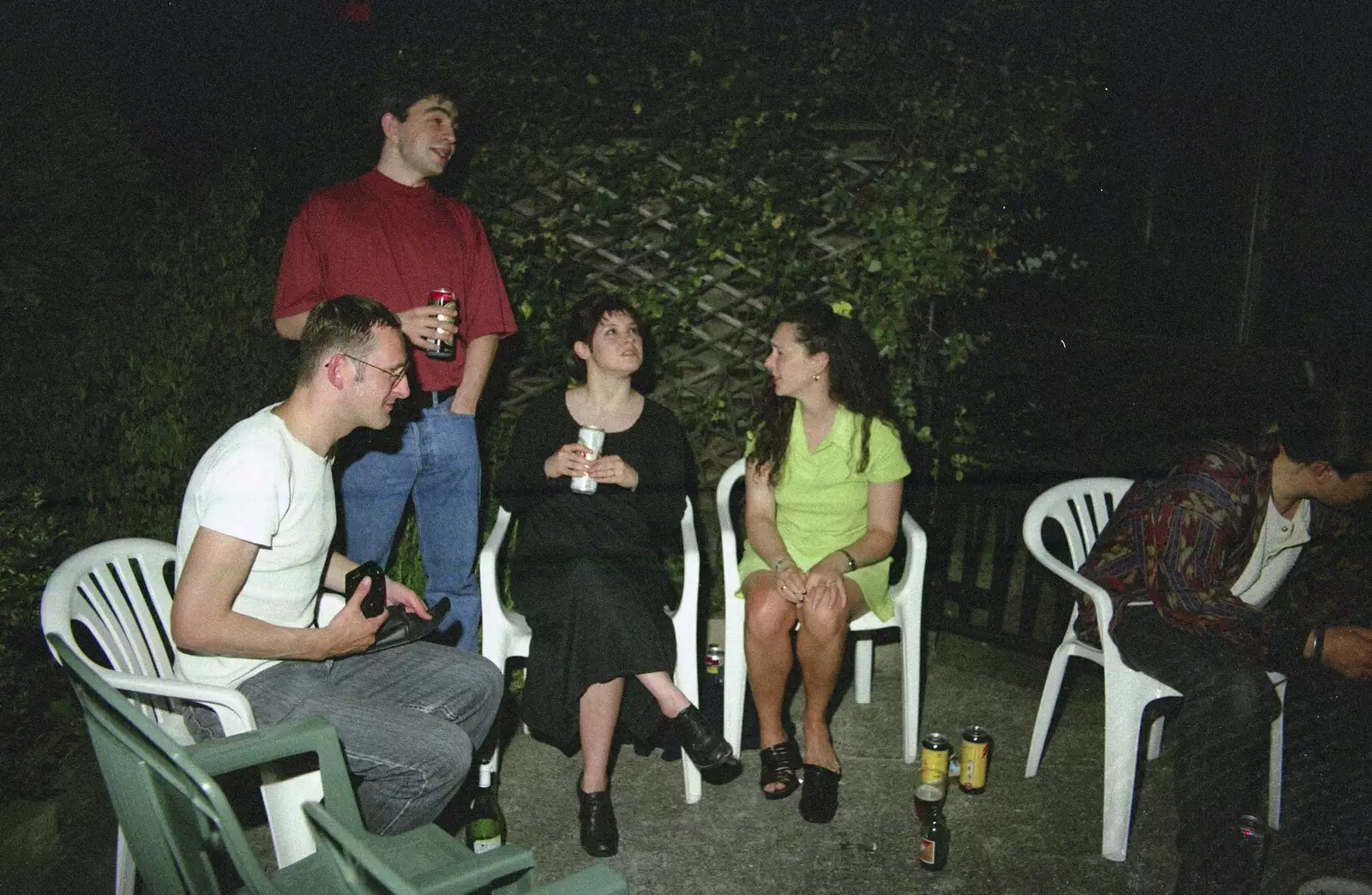 Lisa and Sarah chat, from Andrew's CISU Party, and Nosher's Garden Barbeque, Ipswich and Brome, Suffolk - June 10th 1998