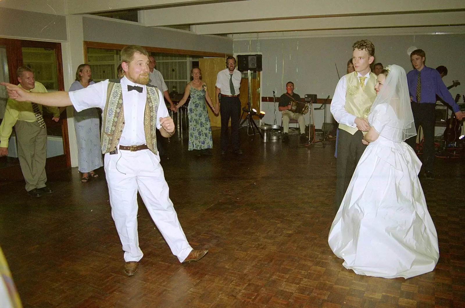 Some funky moves, from Joe and Lesley's CISU Wedding, Ipswich, Suffolk - 30th July 1998