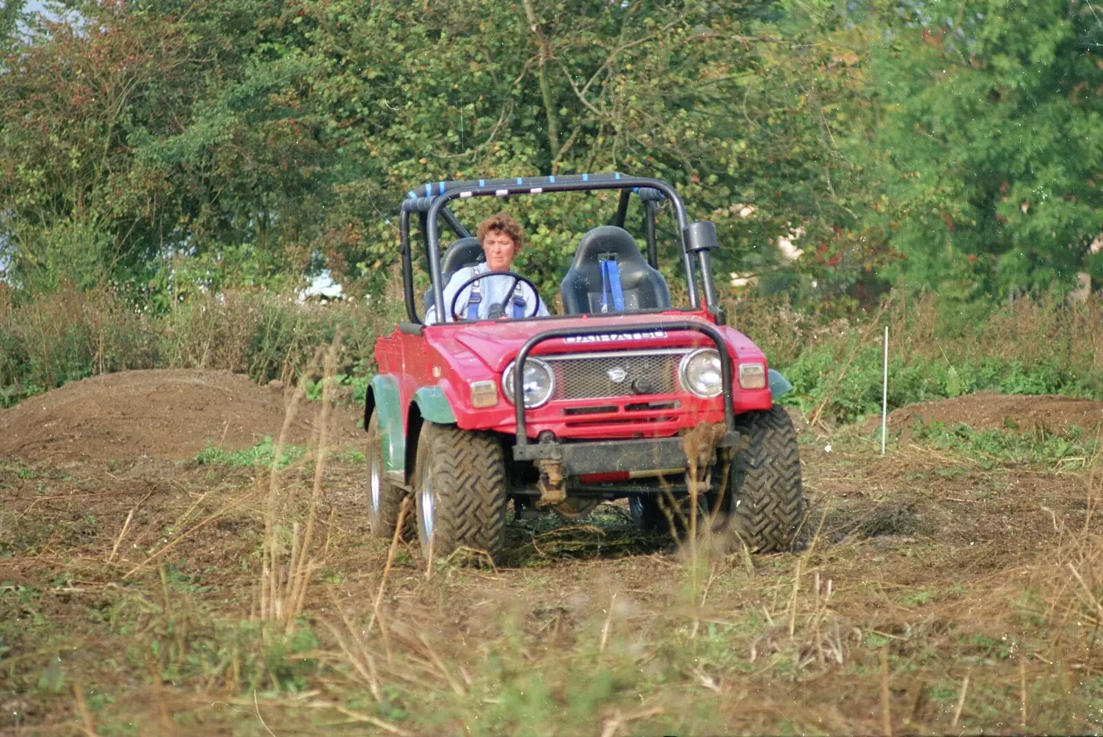 Brenda spins around off road, from Cider Making With Geoff and Brenda, Stuston, Suffolk - 10th September 1998