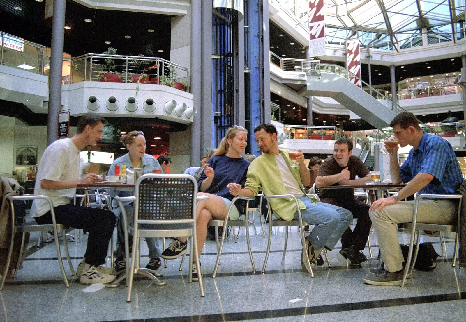 We have lunch in Málaga, from The CISU Massive do Malaga, Spain - November 14th 1998