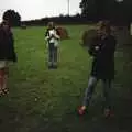 It's the full eclipse in the next-door field, A Total Eclipse of the Sun, Hoo Meavy, Devon - 11th August 1999