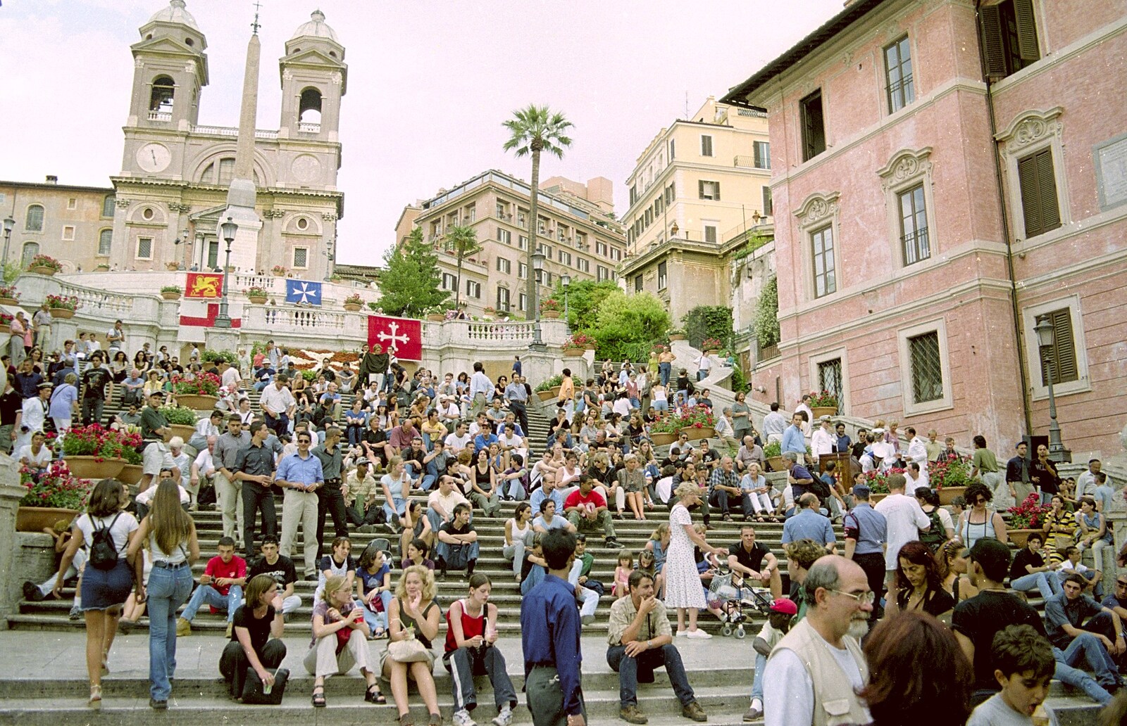 Crowds throng the Spanish Steps from A Working Trip to Rome, Italy - 10th September 1999