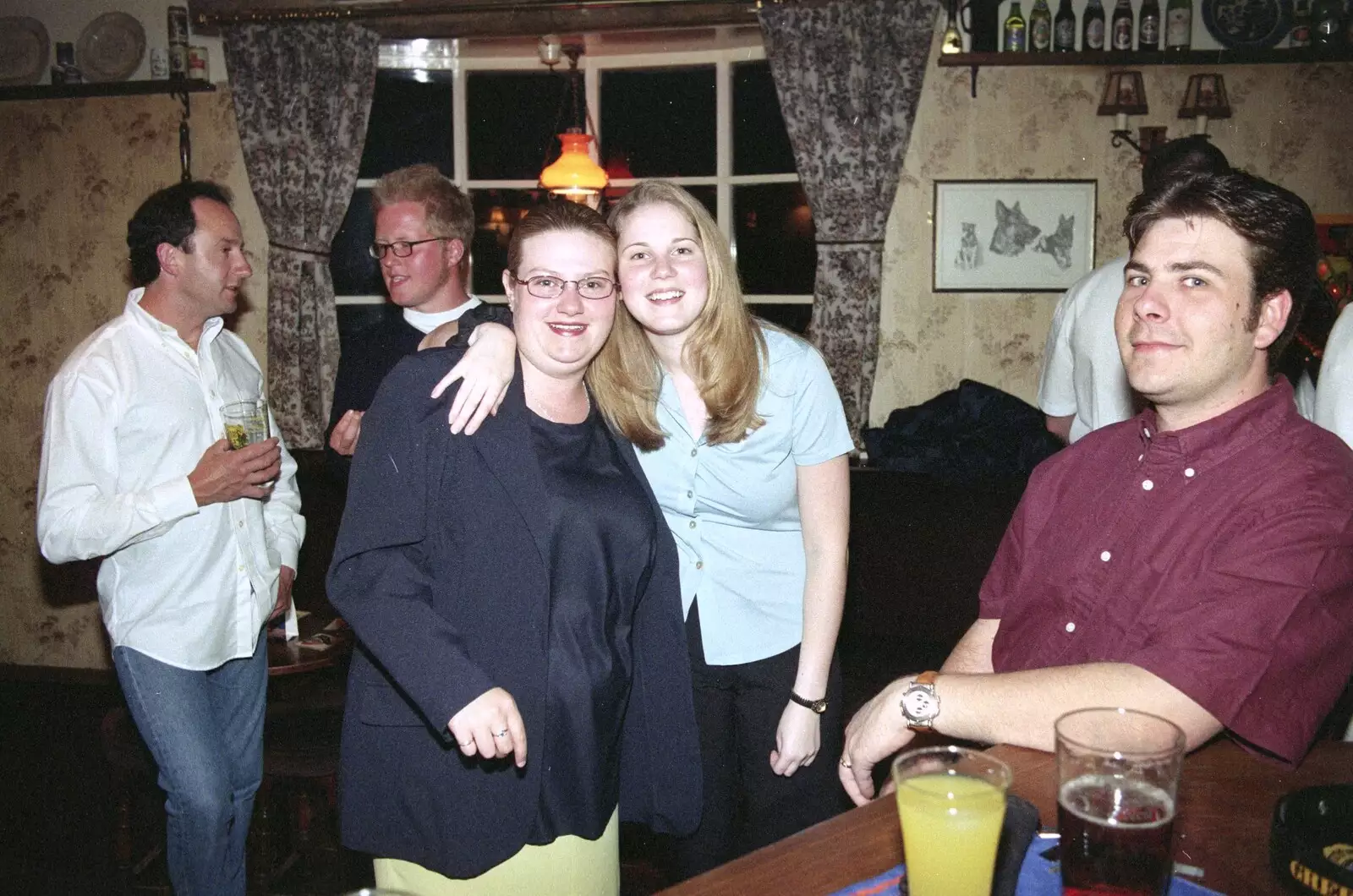 Helen, Lorraine and Neil trying not escape, from Wavy's Thirtieth Birthday, The Swan Inn, Brome, Suffolk - 24th May 2000