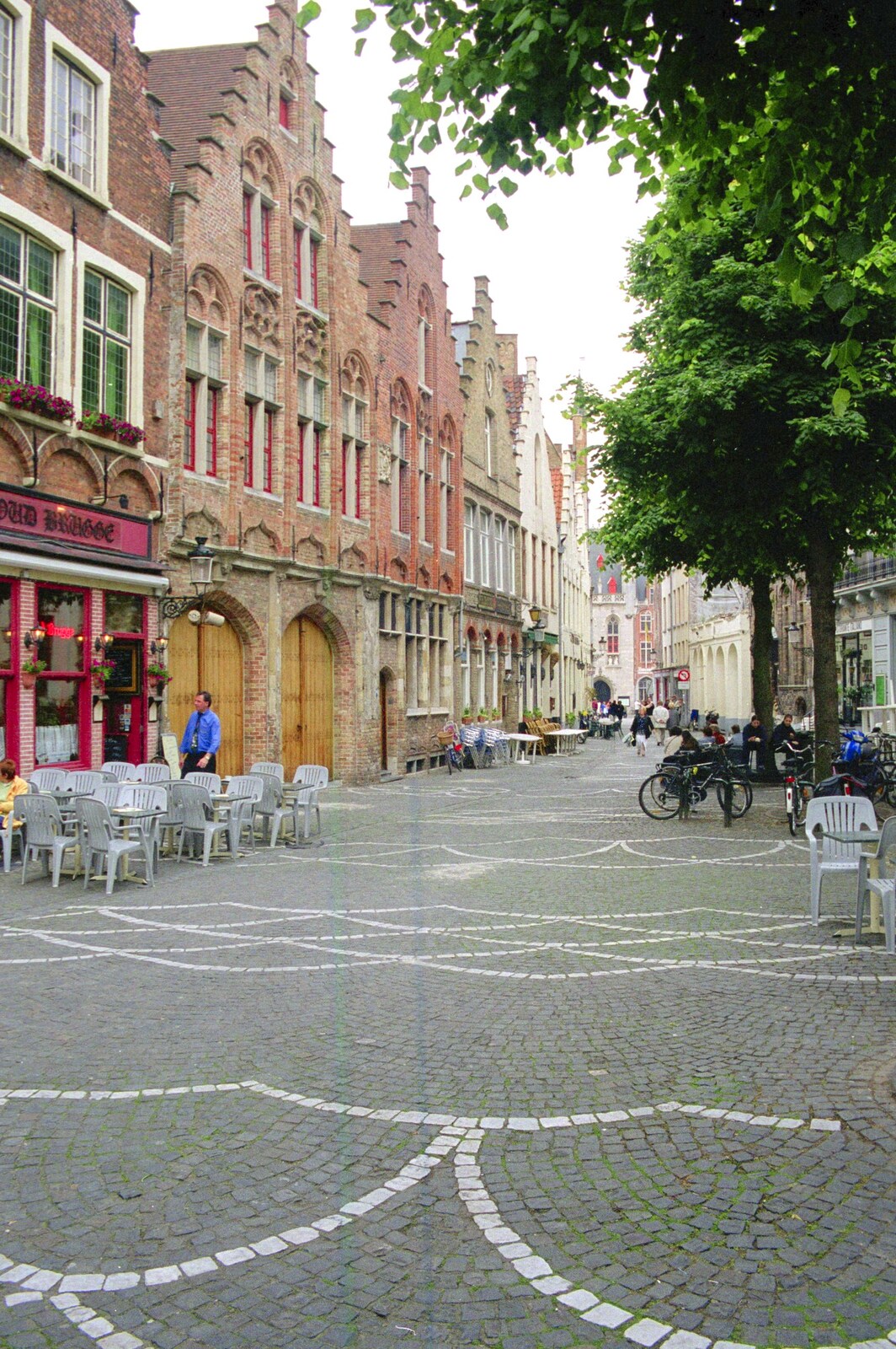 Cobbled streets from CISU: An SCC Day-Trip to Bruges, Belgium - 26th May 2000