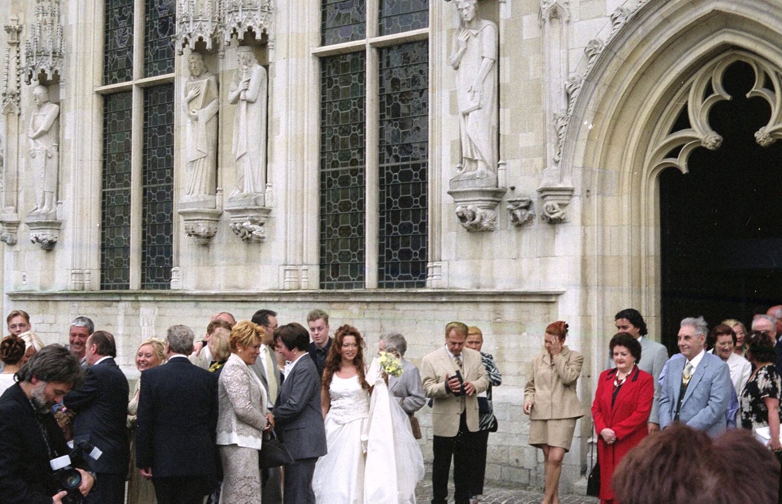 A Bruges wedding occurs from CISU: An SCC Day-Trip to Bruges, Belgium - 26th May 2000