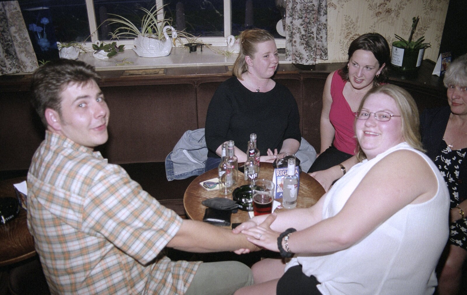 Lorraine's 21st Birthday, The Swan, Suffolk - 10th June 2000: Neil and Helen