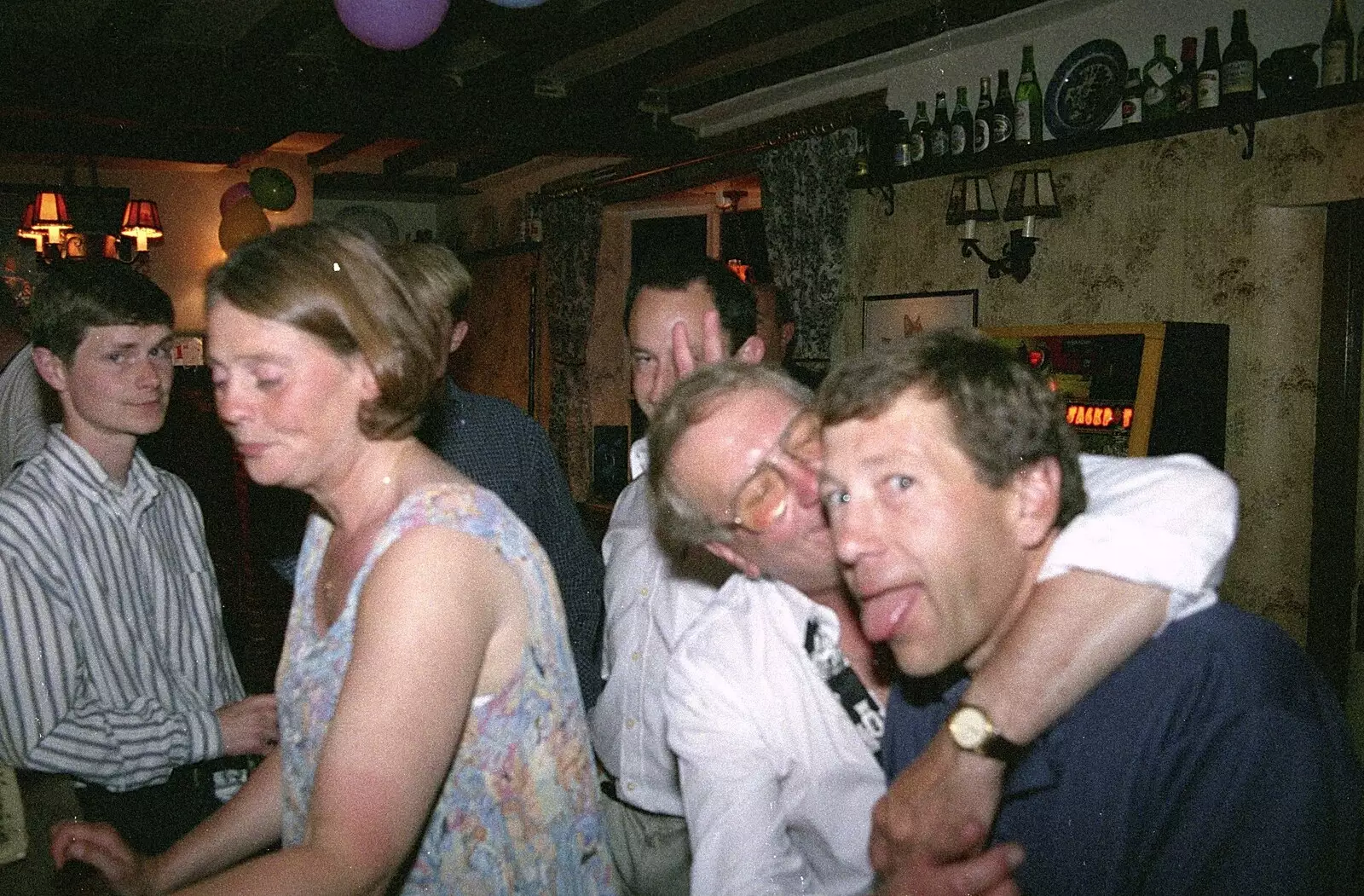 John Willy gives Apple a snog on the face, from Lorraine's 21st Birthday, The Swan, Suffolk - 10th June 2000