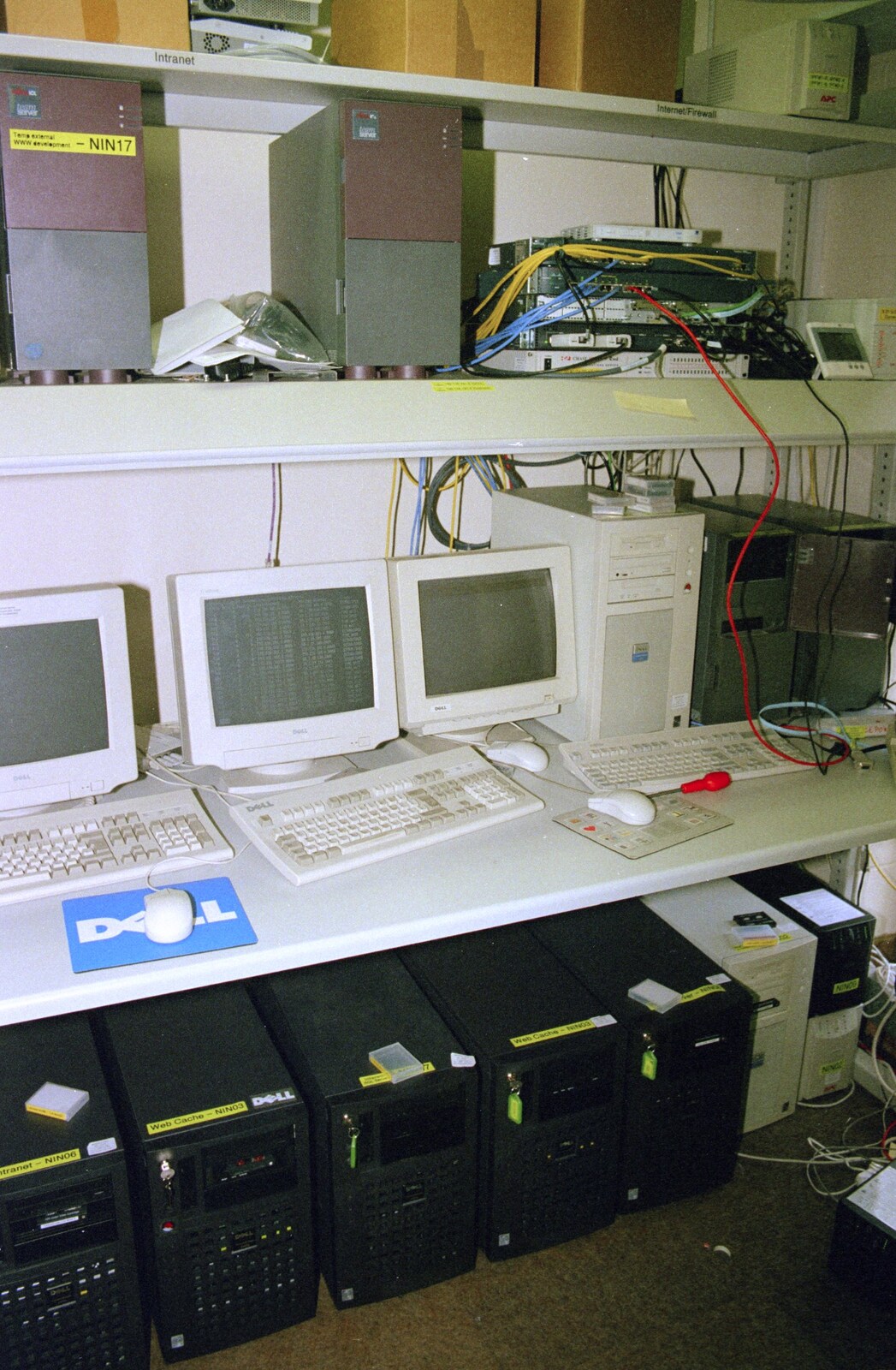 A Last Few Days at CISU, Suffolk County Council, Ipswich - 11th June 2000: The SCC Internet end of the server room