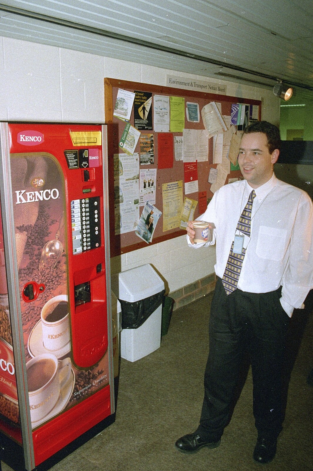 Nosher's Last Day at CISU/SCC, Suffolk County Council, Ipswich - 22nd June 2000: Russell with a cup of coffee