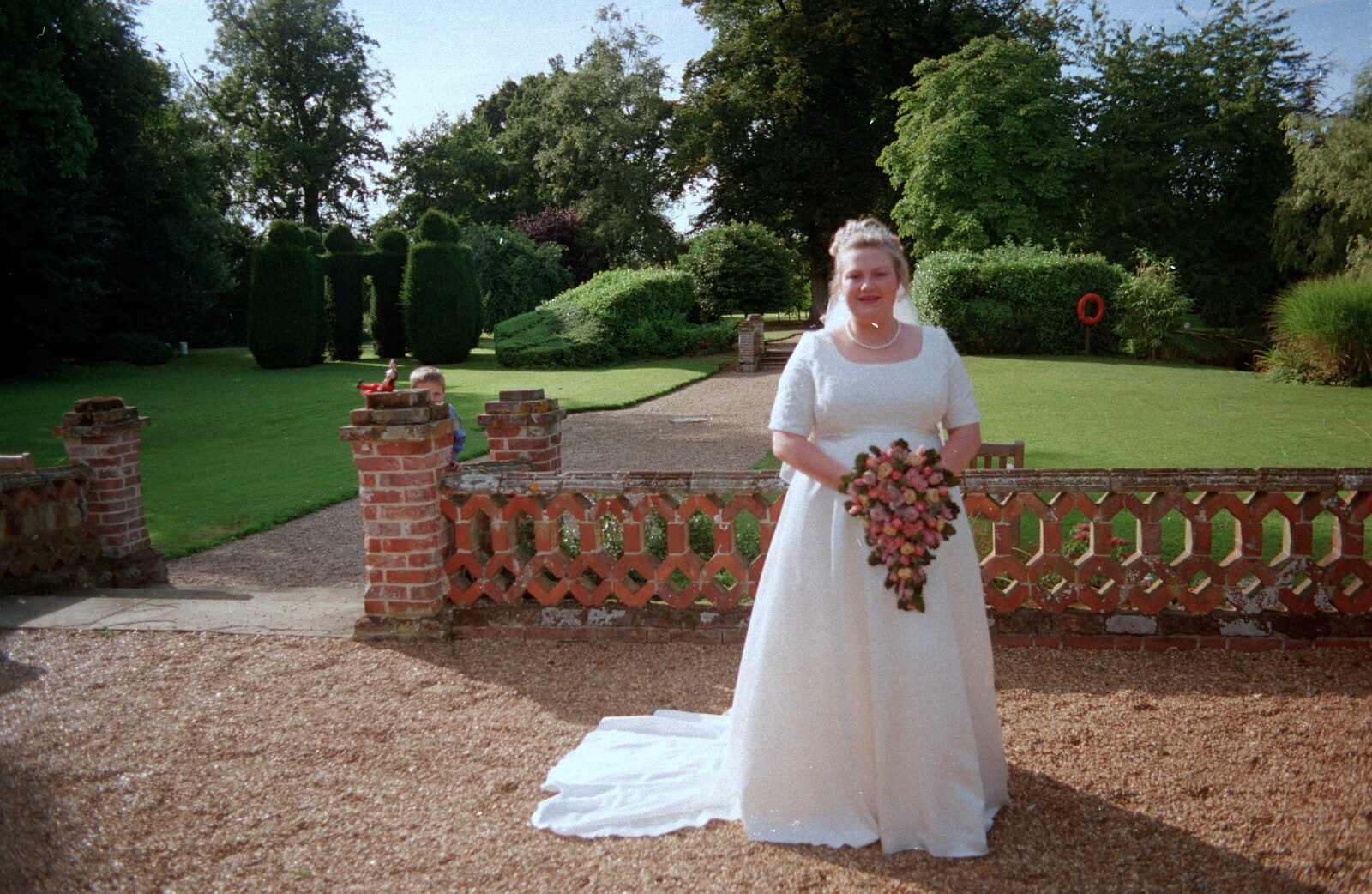 Helen with bouquet from Helen and Neil's Wedding, The Oaksmere, Brome, Suffolk - 4th August 2000